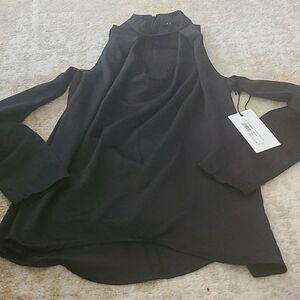 Brand New Women's Cold Shoulder Top Size XS